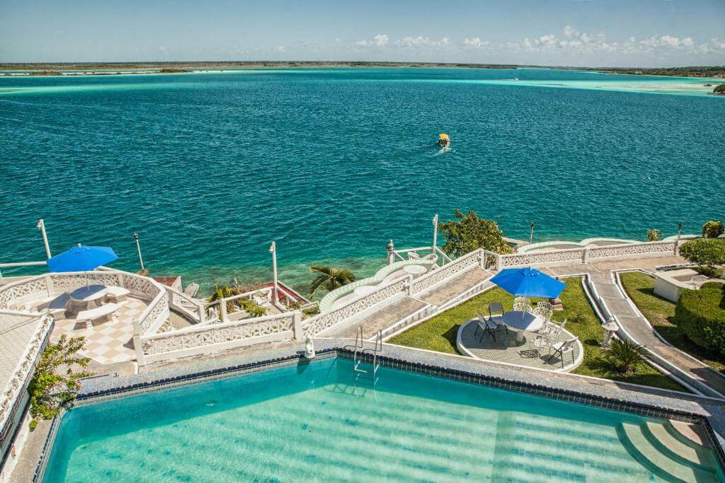 Containers Bacalar