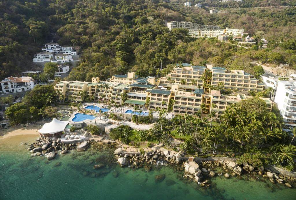 Hospedaje de lujo en Acapulco en el Camino Real desde $678 pesos por noche por persona ¡Aplica en verano!