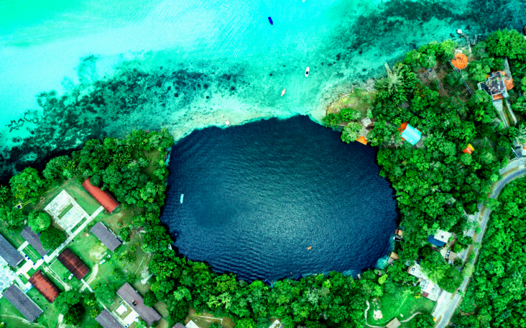 Cristalino Lagoon Front Hotel