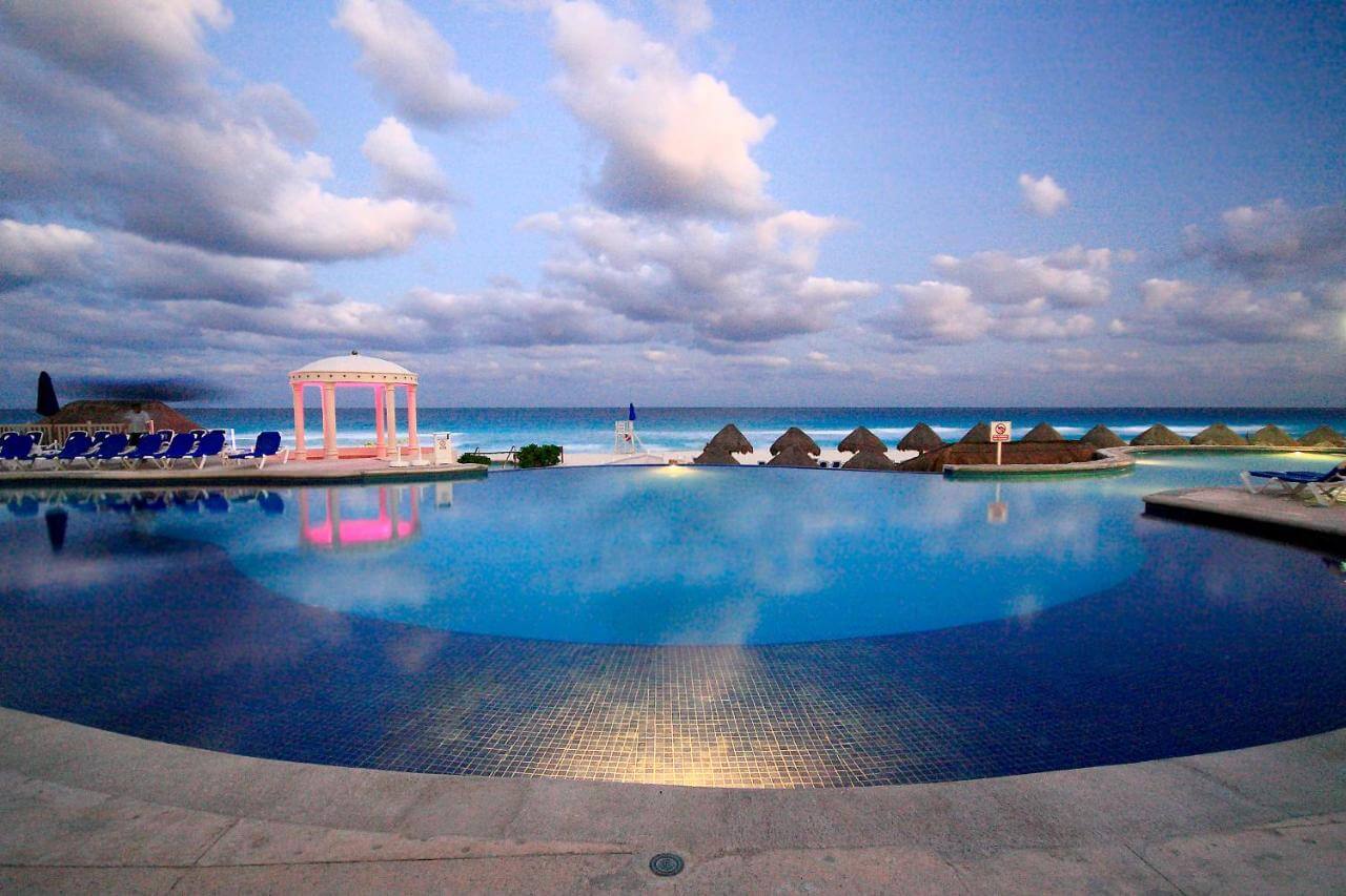 Golden Parnassus Resort & Spa – All Inclusive (Adults Only) 2