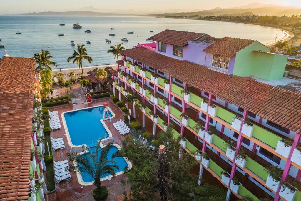 Decameron Los Cocos