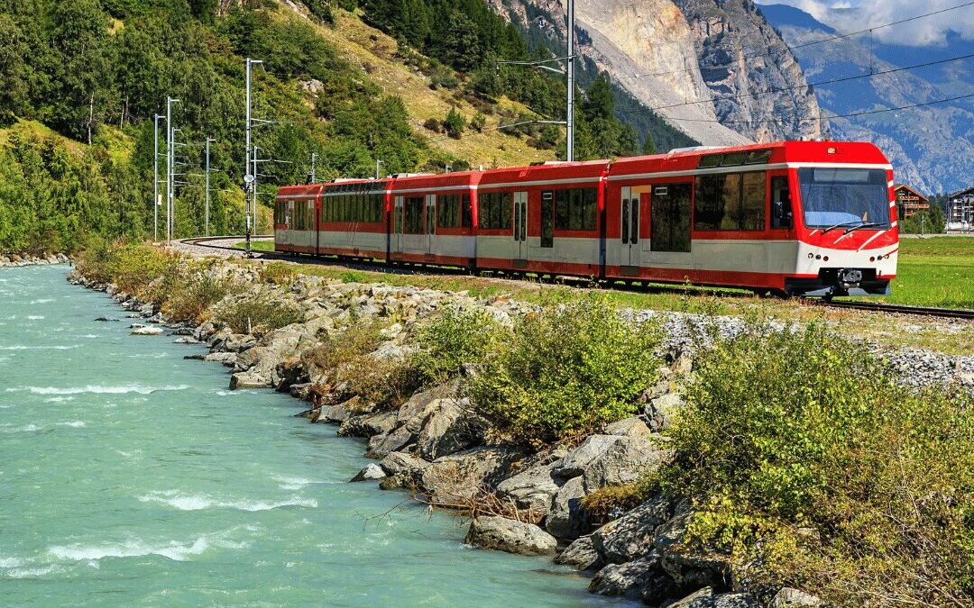 Los 5 Mejores Viajes en Tren del Mundo que tienes que vivir al menos una vez